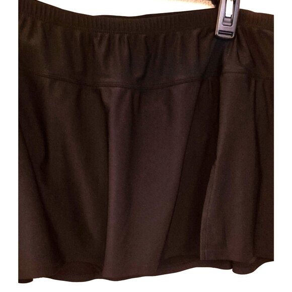 Delta Burke Black Swim Skirt with Attached Briefs and Front Slit Size 20W EUC - Picture 3 of 6